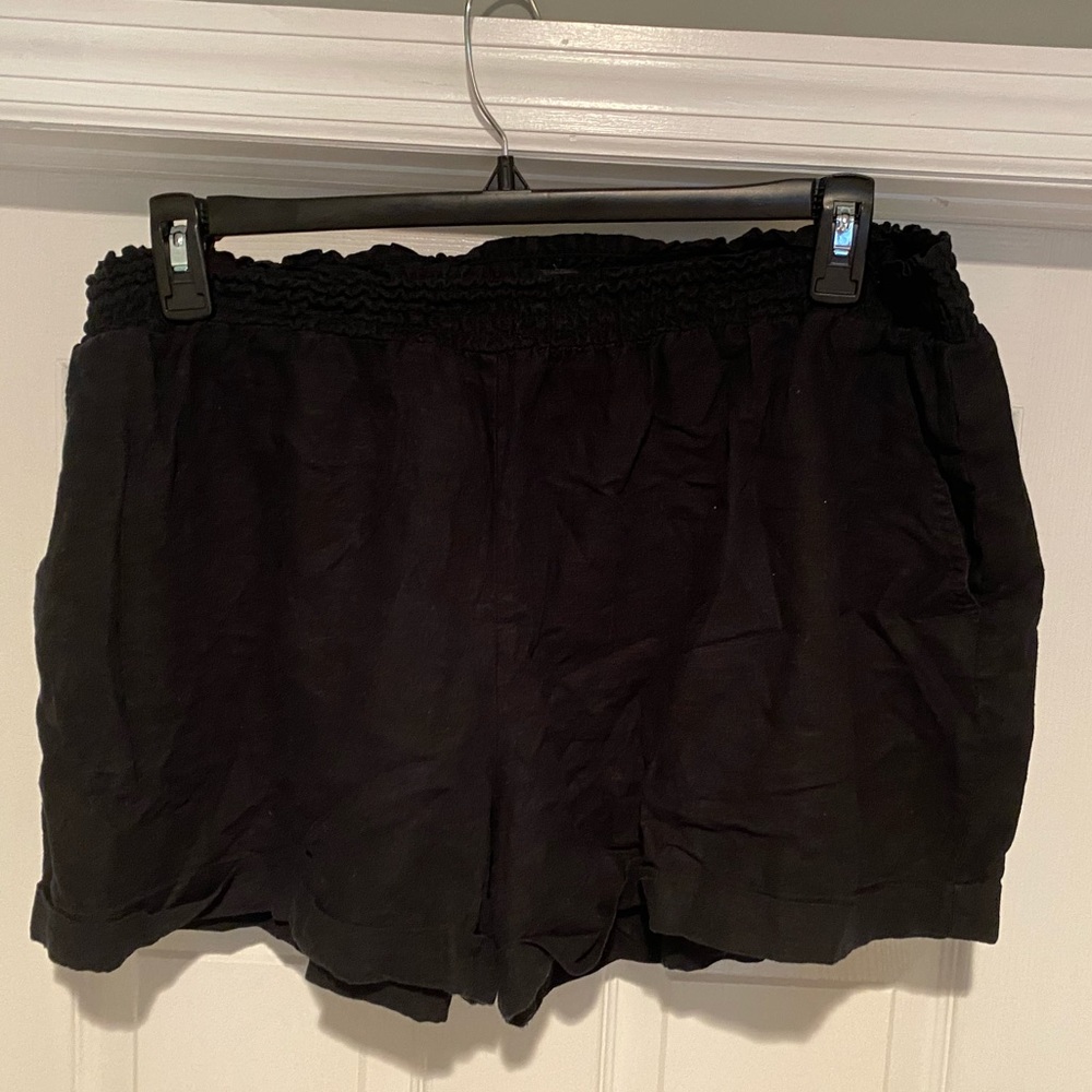 Forever21+ || Ruffle Shorts || Pockets || 2X